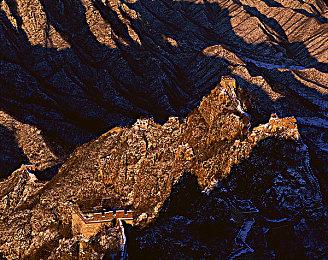 PC版《铁锤守卫2》8月发售 试玩版已上架Steam